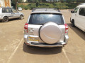 toyota-rav4-2012-14m-frw-small-3