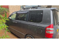 toyota-noah-small-1