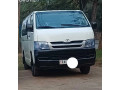 toyota-hiace-small-0