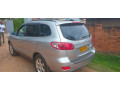 hyundai-santafe-small-0