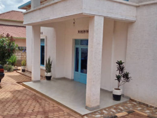 EP 076 Ndera Ndera-Gasogi very nice and cheapest house for sale @100M Rwf .