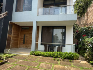 EP 134 Kiyovu Kiyovu very nice well furnished house for rent with amazing view