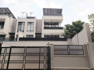 Kigali House for sale in Kacyiru