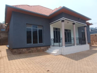 BIREMBO HOUSE FOR SALE
