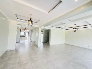 Kibagabaga unfurnished new house for rent in Kigali