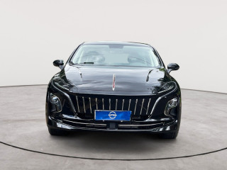 Hongqi E-qm5