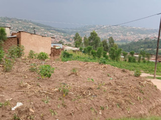 Plot for sale in kinyinya