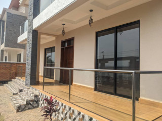 Kigali house for sale in Kagarama Muyange