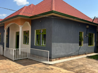 Nice house for rent at kanombe