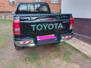 Toyota Revo