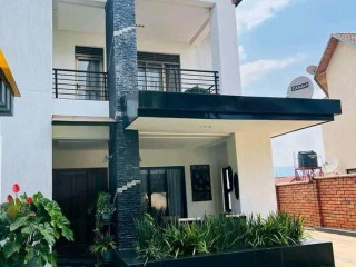 HOUSE FOR RENT 📍 Location: Gacuriro