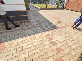 Kibagabaga unfurnished house for rent in Kigali