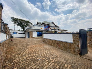 Kigali unfurnished house for sale in Kanombe