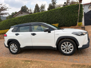Toyota cross