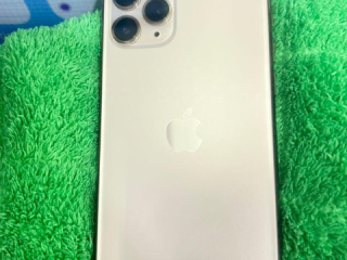 Ndagurisha iphone 12 pro