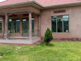 Kicukiro kagarama hause for sale