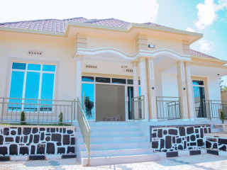 Kagarama Very nice new house for sale for affordable price
