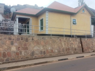 HOUSE FOR SALE IN NYAMIRAMBO