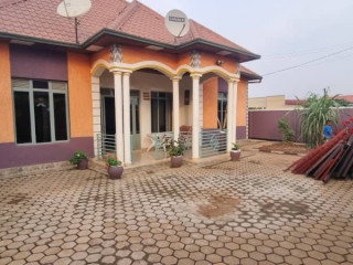 House for sale in kanombe
