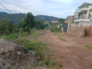 PLOT FOR SALE AT KINYAGA BUMBOGO