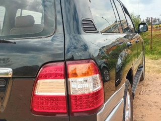 Land cruiser