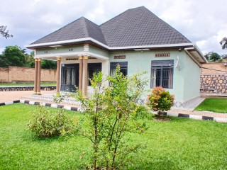 HOUSE FURNISHED FOR RENT AT RWESERO MUHAZI