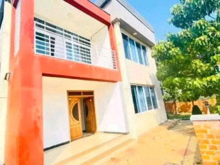 Beautiful full furnished house for rent in kibagabaga on tarmac road