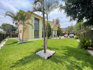 Full furnished apartment for rent in gacuriro