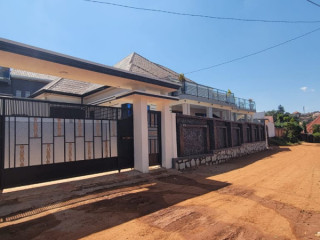 House for sale 140M Kanombe kabeza