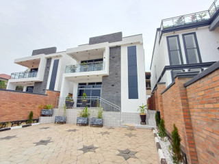 For Sale: Elegant 4-Bedroom Villa in Kicukiro, Kagarama RWF 230,000,000