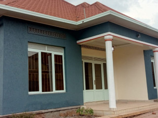 Inzu ikondeshwa mubirembo bya kinyinya