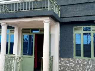 Inzu igurishwa kimironko Masizi