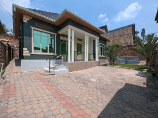 Kigali House for rent in Remera