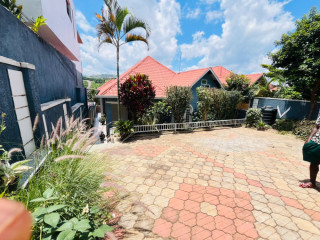 Full furnished house for rent in kibagabaga on tarmac road