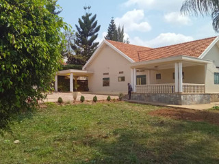 Remera villa for sale in Kigali