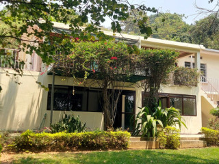 Kigali Semi furnished house available for rent in Kiyovu