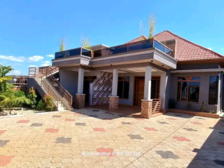 Kanombe nyarugunga hause for sale