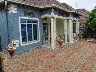 Kigali House for rent in Kagarama Muyange