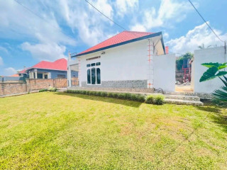 Unfurnishe house for rent in