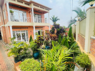 Fully furnished house for rent in kimironko on tarmac road