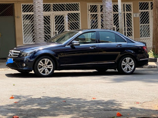 Mercedes-Benz C200 W204