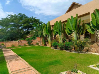 Kigali Beautiful house available for sale in Remera