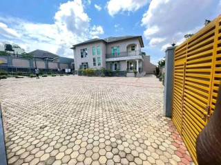 Fully furnished house for rent in kibagabaga on 2000usd on tarmac road in VIP neighborhoods good location