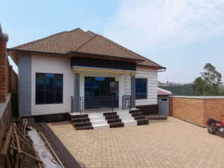 Residential house for sale near the road and good neighbors. House for sale MASIZI