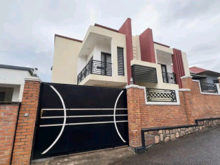 🏡 Beautiful Furnished House for Rent kibagabaga 1000$