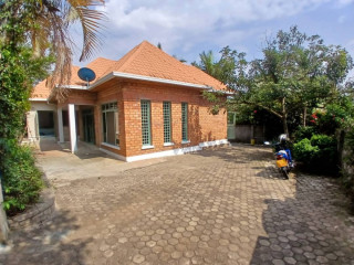 Full furnished house for rent in kimihurura