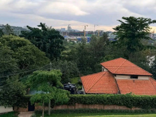Nyarutarama Furnished 2,3 bedrooms apartment for rent in good location
