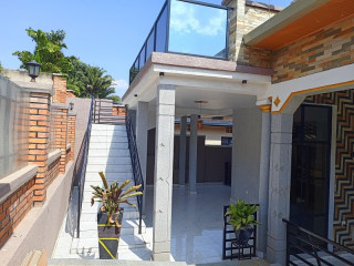 Kigali house for rent in Kabeza on tarmac road