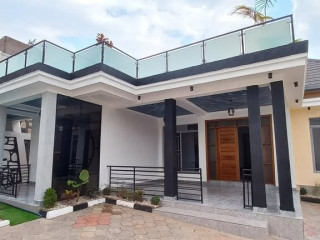 A beautiful modern house for sale in Kibagabaga, Kigali.