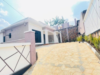 Nice new house for sale in good neighborhood of Kigali Niboye